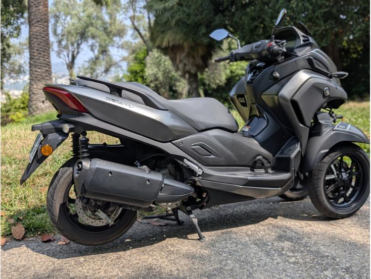 YAMAHA TRICITY 300