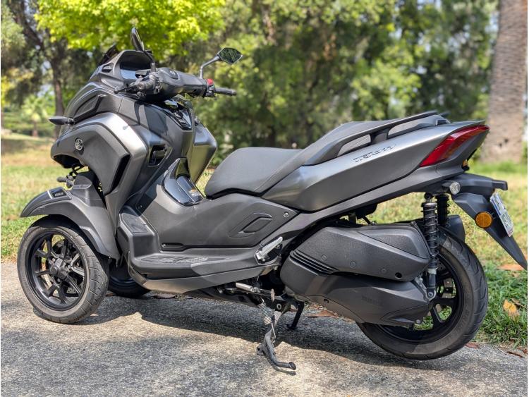 YAMAHA TRICITY 300