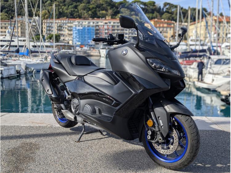 YAMAHA XP T-MAX 560