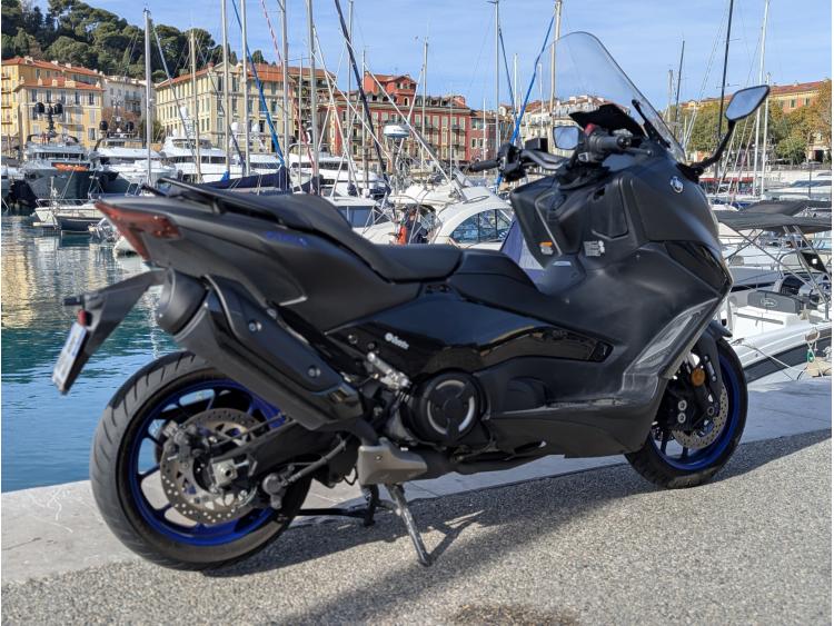 YAMAHA XP T-MAX 560