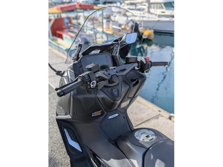 YAMAHA XP T-MAX 560