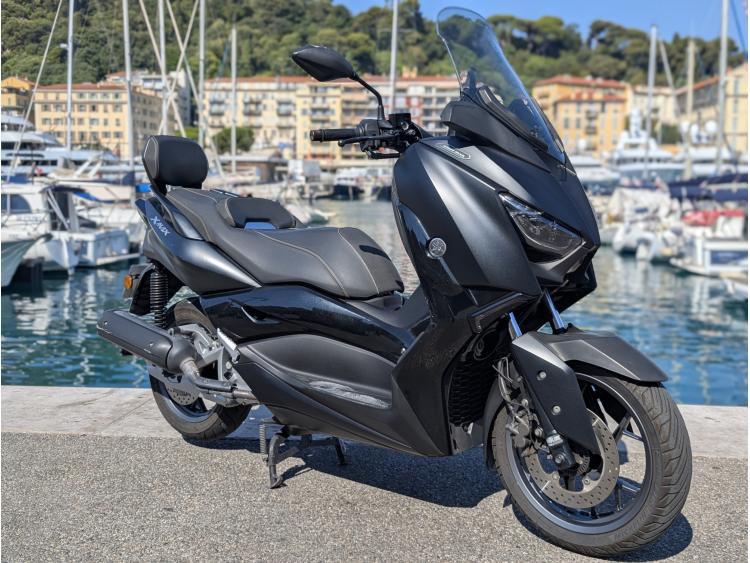YAMAHA X-MAX 125 IRON MAX
