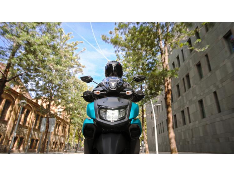YAMAHA RayZR 125