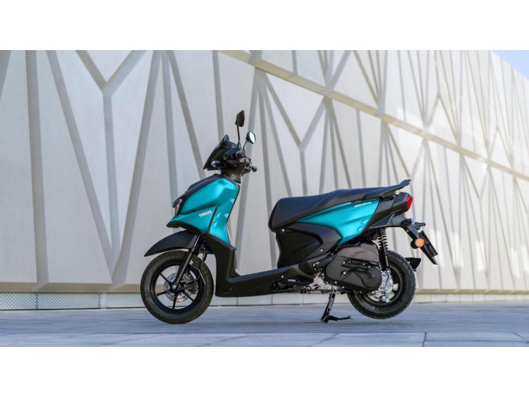 YAMAHA RayZR 125