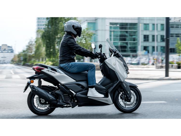 YAMAHA XMAX 125 TECH MAX