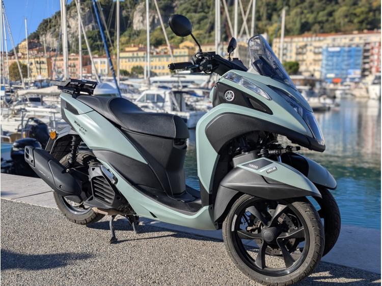 YAMAHA TRICITY 125
